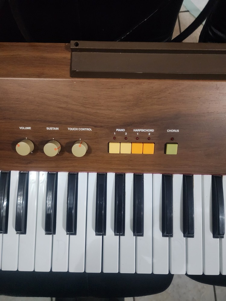 Piano Plus 70 Roland
