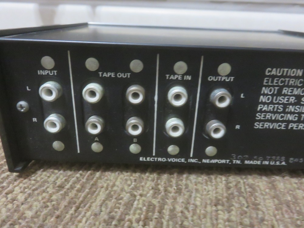ELECTROVOICE INTERFACE A EQUALIZER STILL IN FACTORY BOX