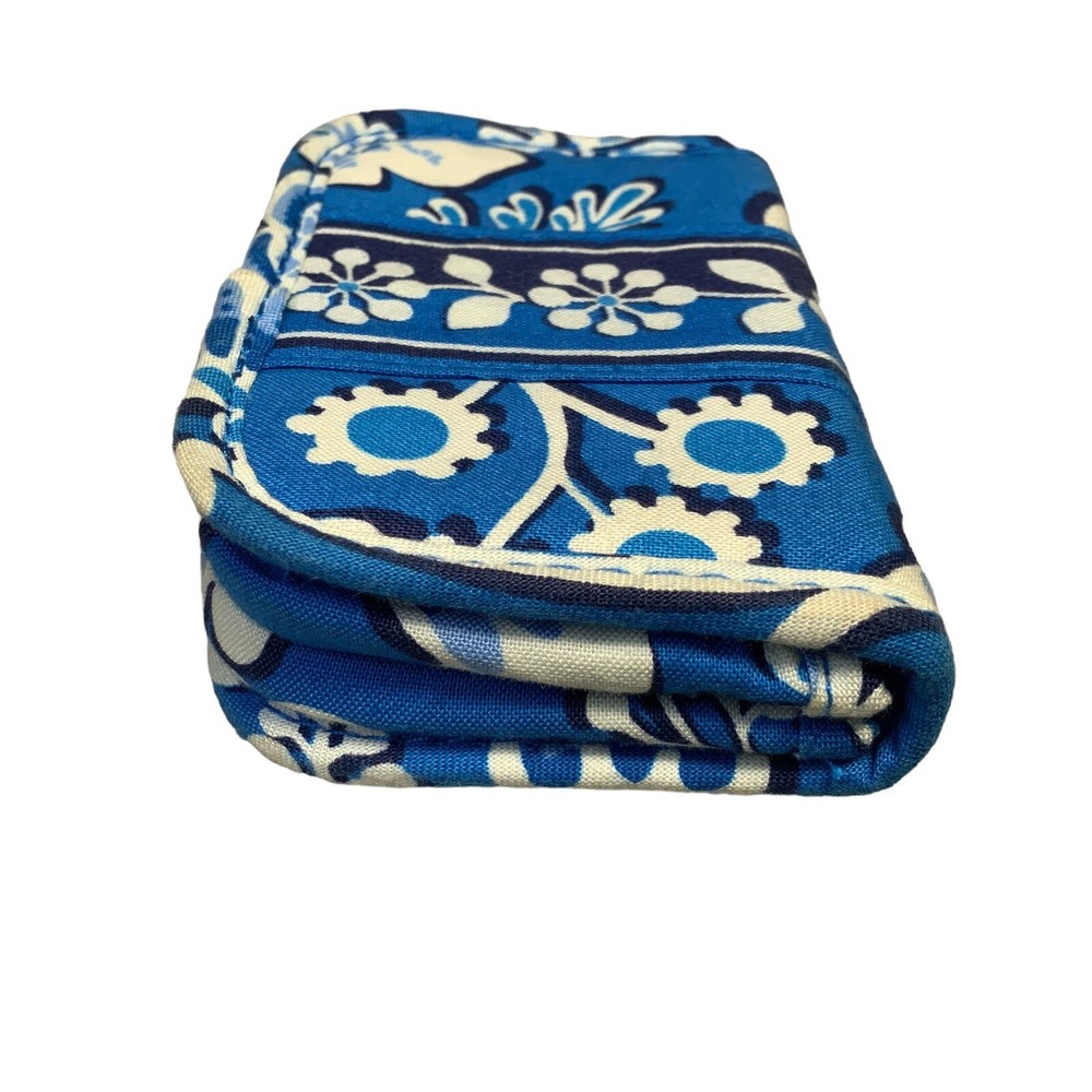 Vera Bradley Small Billfold Wallet Blue Lagoon pattern