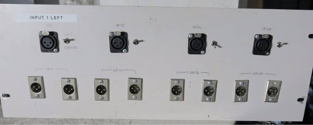 XLR tailboard with cables