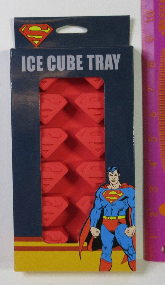 2017 DC Superman Shield Logo Red Silicone Ice Cube Chocolate or Jello Mold Tray