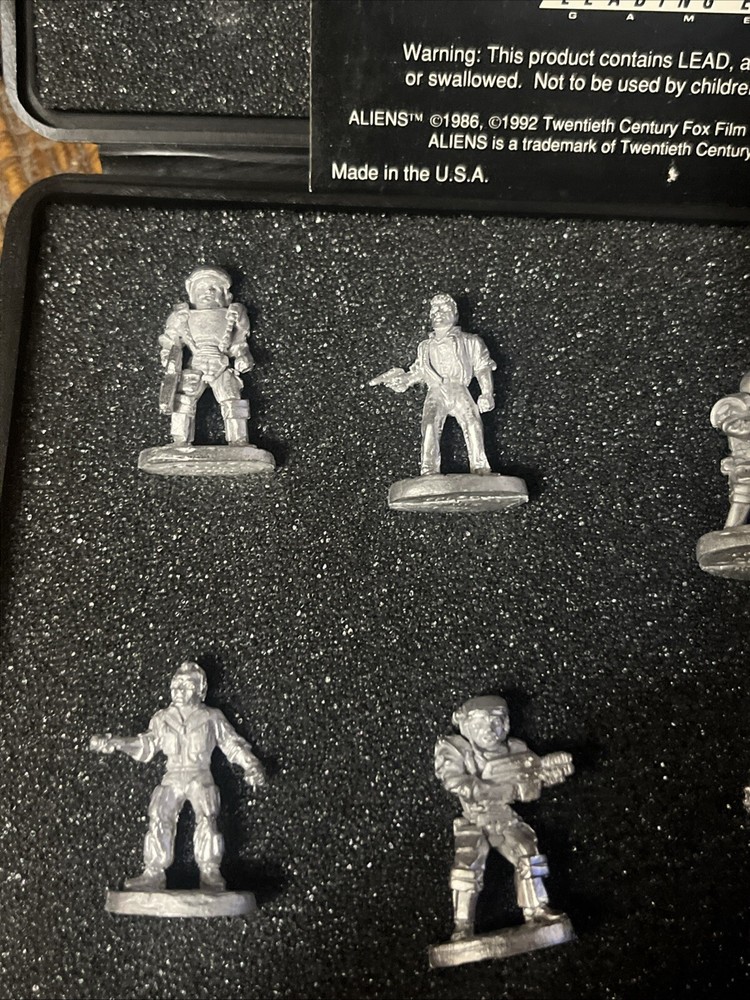 Leading Edge Aliens Mini Colonial Marines Boxed Set #2 Open Box Unpainted