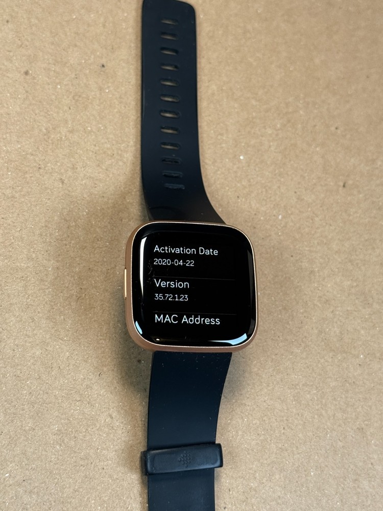 Fitbit Versa 2 Activity Tracker Gold Smart Watch MN: FB507 With Charger