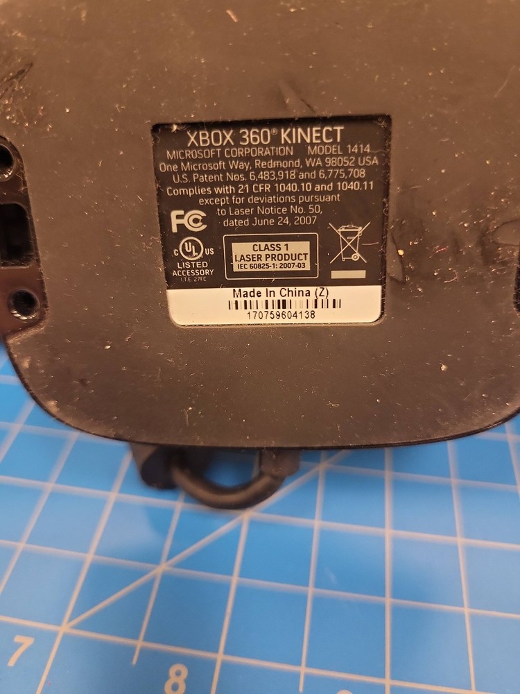 Microsoft Xbox 360 Kinect Sensor Camera Model 1414 Video Game Console Accessory