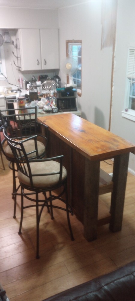 Rustic Oak Bar with 2 swiveling stools
