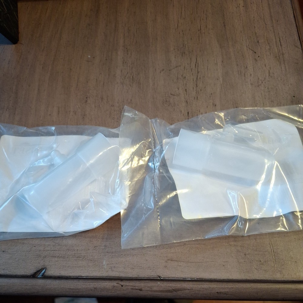 Oxygen Enrichment Adapter - 2 pack. RES019-1. one adapter per pack. Sealed