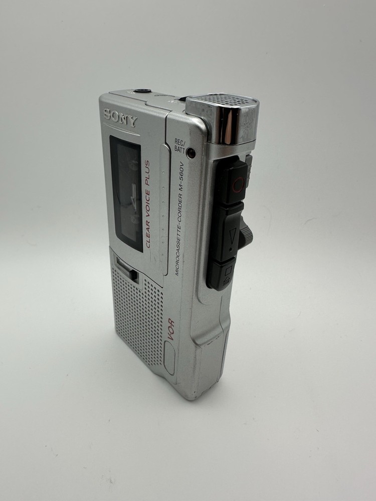Sony Microcassette-Corder M-560V VOR Silver Handheld Voice Plus Recorder