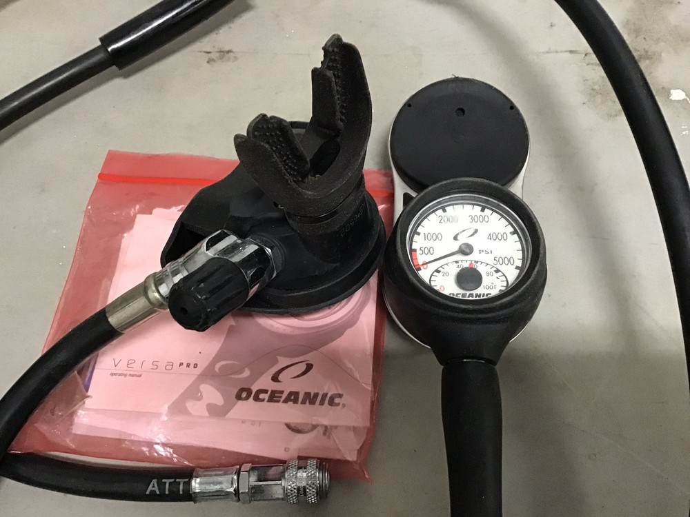 scuba diving regulator set