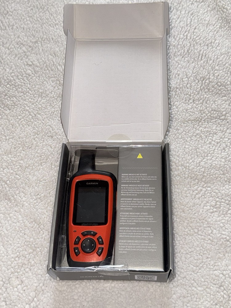 Garmin inReach Explorer Plus Handheld Satellite Communicator & GPS Navigator