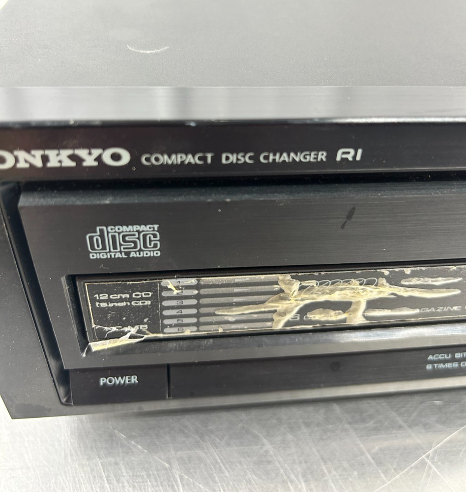Onkyo DX-C300 CD 6 Multi Compact Disc Changer Pre-Owned