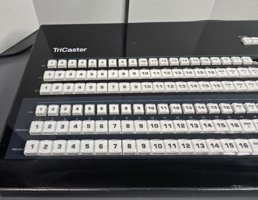 NewTek TriCaster TC1 Large Control Panel Surface 2 Missing Keys Power Tested
