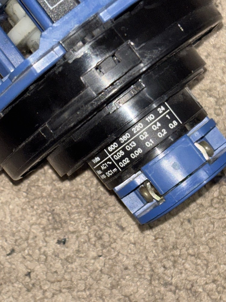 Kraus & Naimer C80 Bypass Rotary Switch UNTESTED!