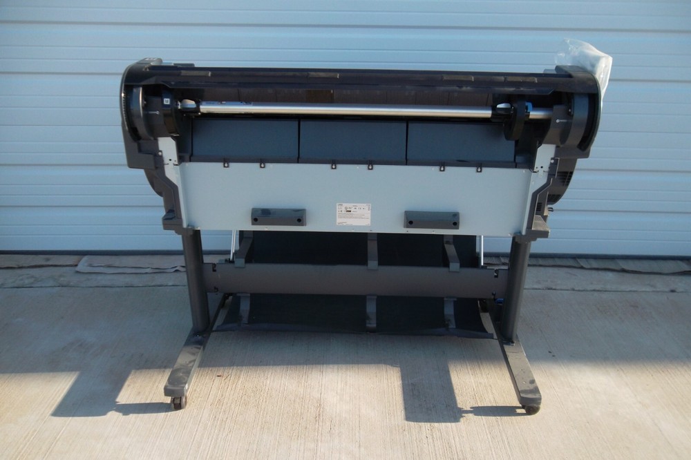 Canon imagePROGRAF iPF760 Plotter 36" Color Inkjet Large Format Printer w/inks