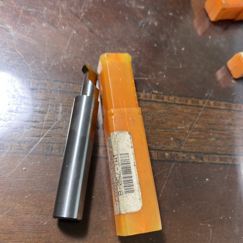 MICRO100 IAT-750-8 .512"MIN .750" MAX THREADING TOOL (I46)