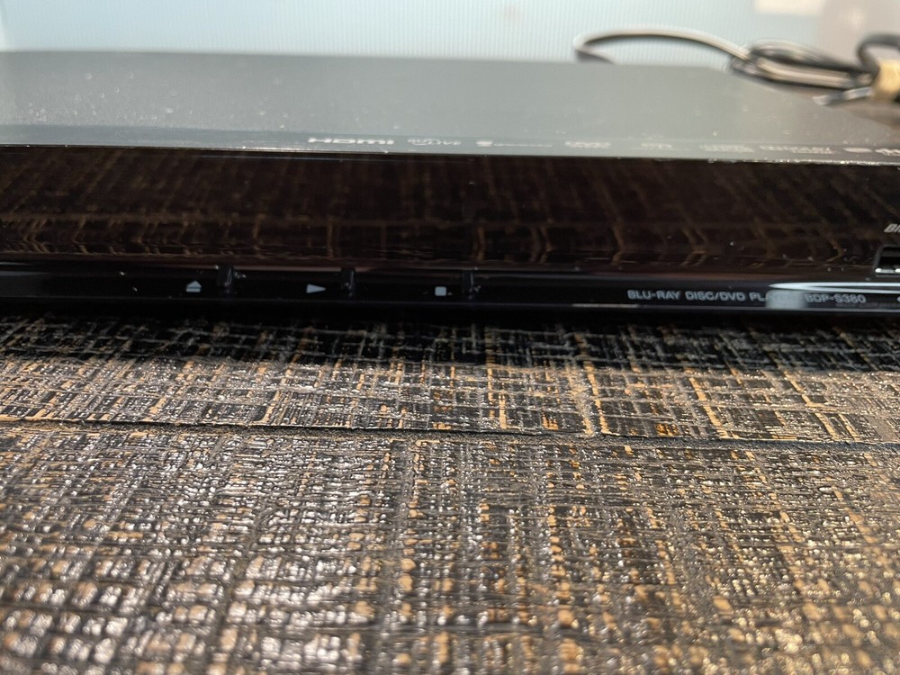 Sony BDP-S380 Blu-Ray / Streaming Player