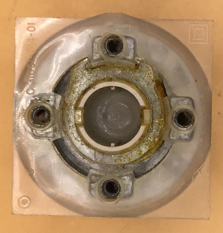 Square D C31051-014-01 Selector Switch with Faceplate