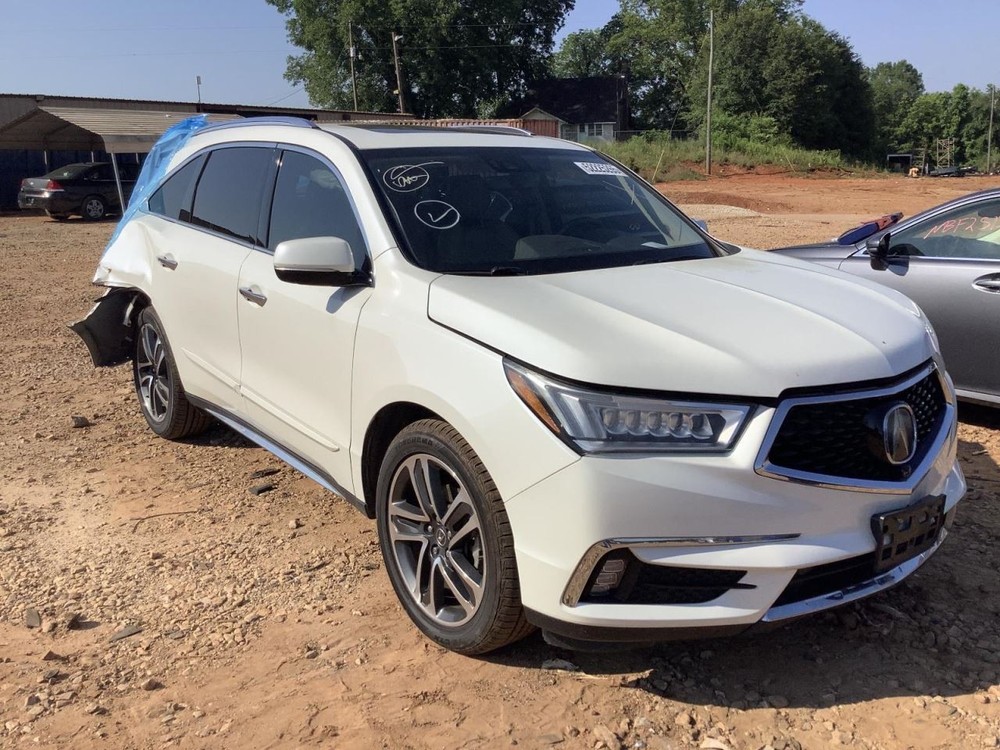 MDX 2017 Glove Box 4693162