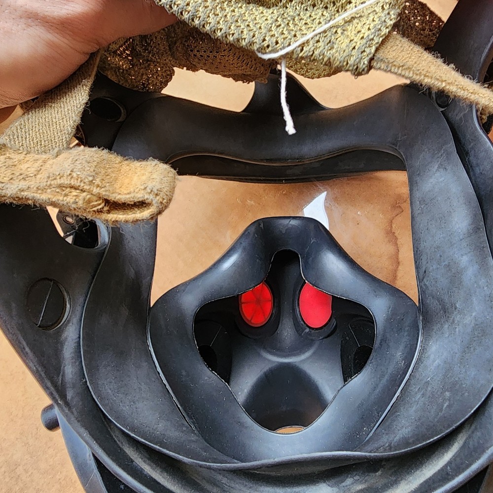 Broken MMR holder - Scott AV3000 HT Firefighter SCBA Mask 5pt net - SIZE: Medium