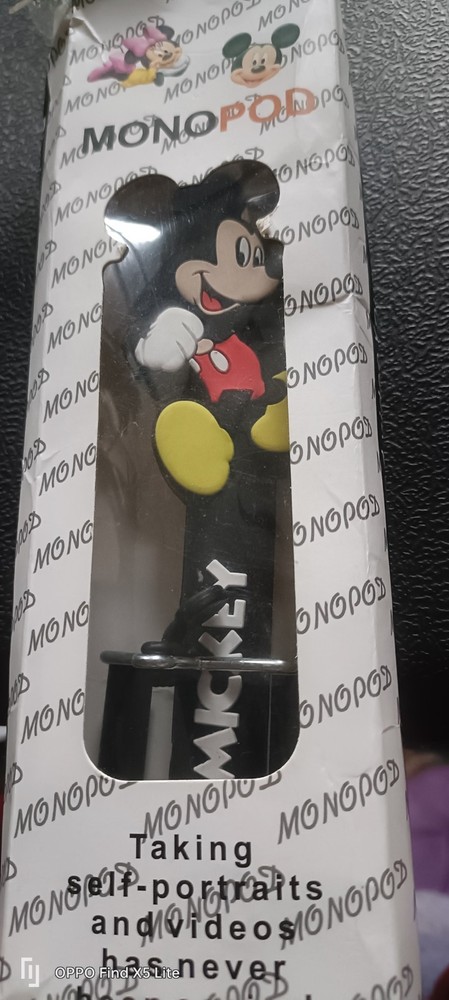 NEW MICKEY MOUSE SELFIE HOLDER