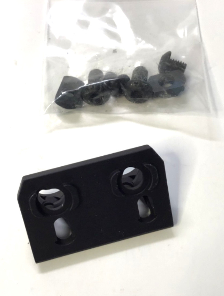CLOUD DEFENSIVE - TORRENT LIGHT MOUNT AFR M-LOK BLACK FLASHLIGHT MOUNT