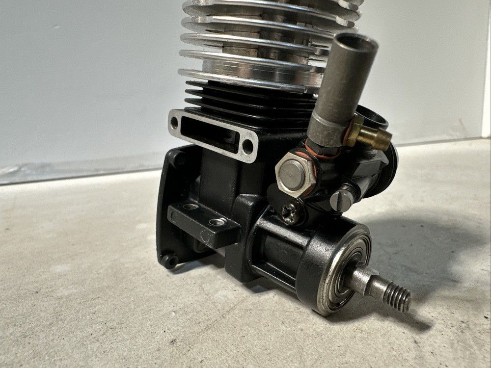 Team Orion Wasp .18 Nitro Engine Great Compression