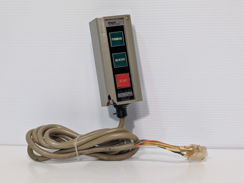 Fuji Electric AHL33P Control Box / Switch, Forward Stop Reverse Buttons