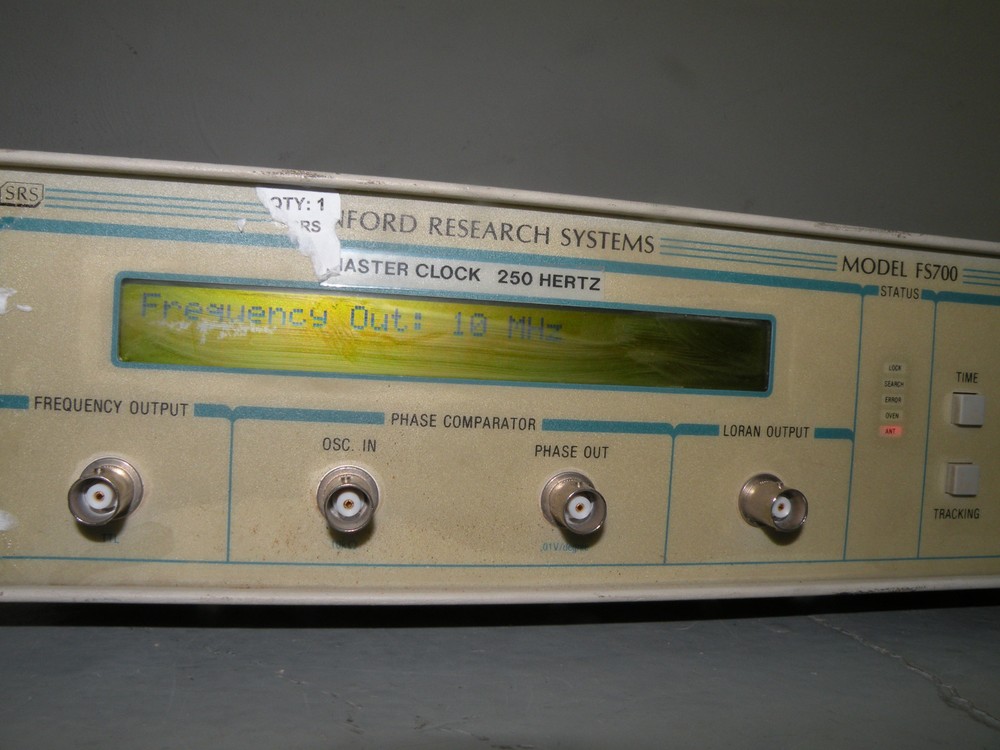 Stanford Research Systems SRS FS700 Loran-C Frequency Standard