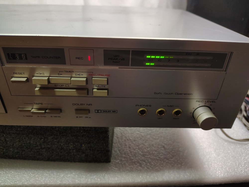 YAMAHA K-200A cassette deck