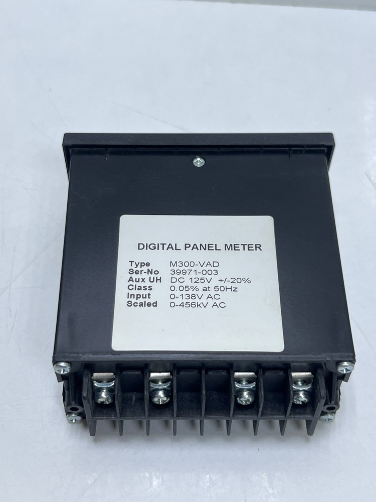 CEWE M300-VAD Digital Panel Meter 0-138VAC
