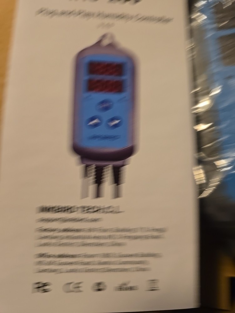 Ink Bird IHC-200 Plug & Play Humidity Controller 120V
