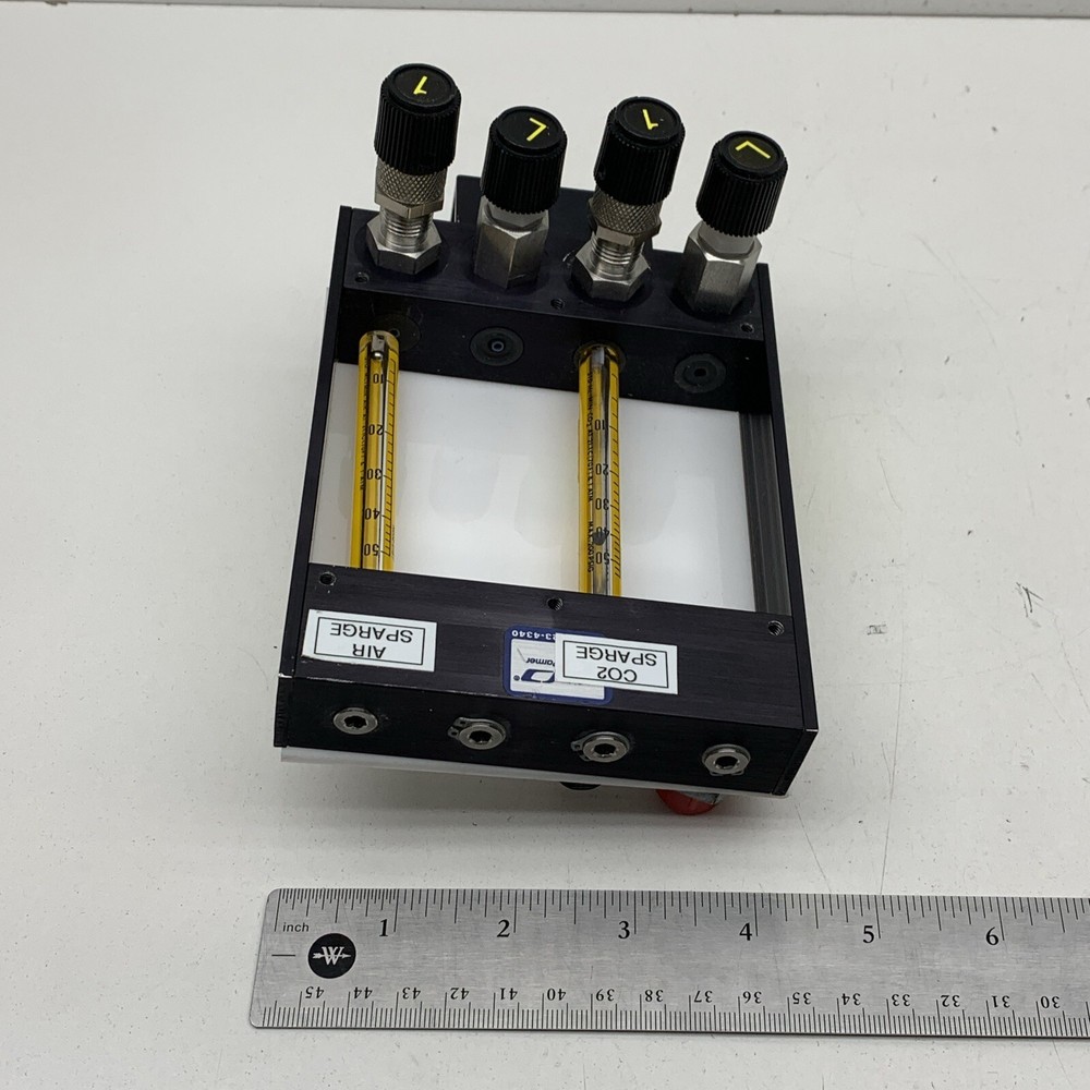 Cole Palmer PMR4-010001 Variable Area Panel Rotameter Flow Meter w/ Two Tubes