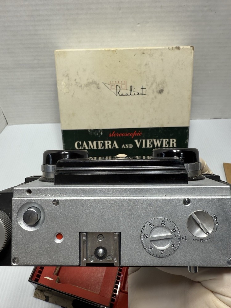 STEREO REALIST CAMERA & Viewers Stereoscopic Bundle With Original Box Strap
