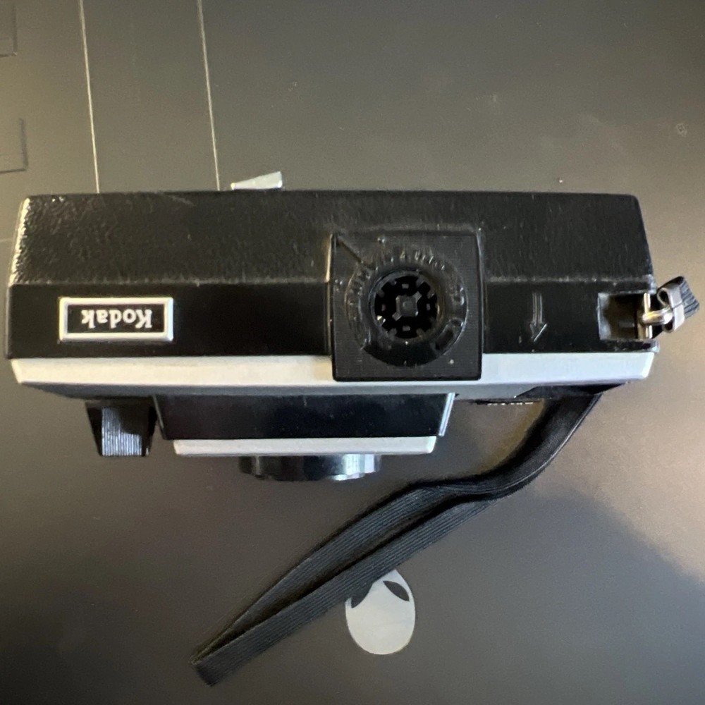 Kodak Instamatic X 15 camera winds and Shutter Works