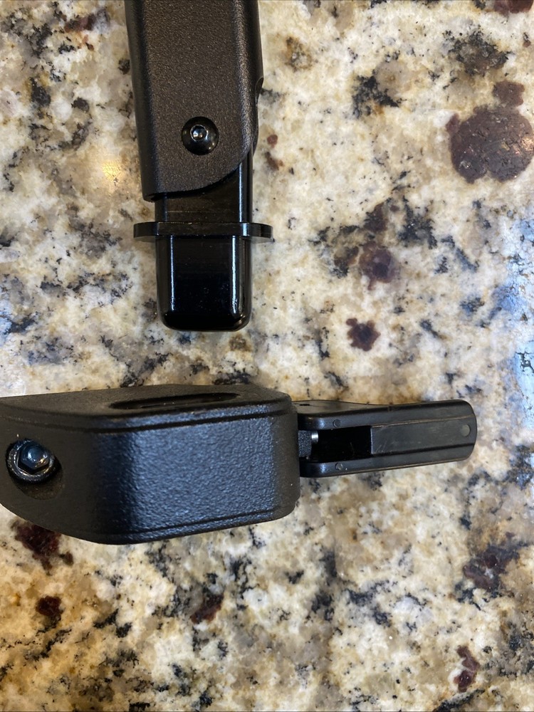 Quantum Q6 Edge REMOVABLE ARM REST .2 MILES ON UNIT