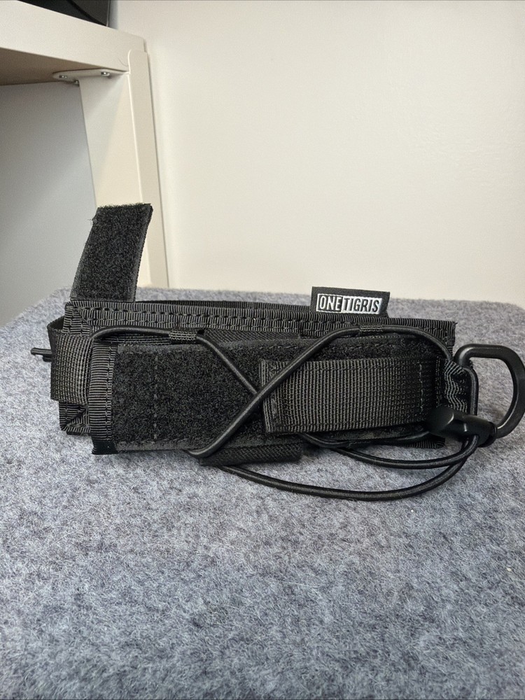 OneTigris Flashlight Holster Molle Flashlight Holder