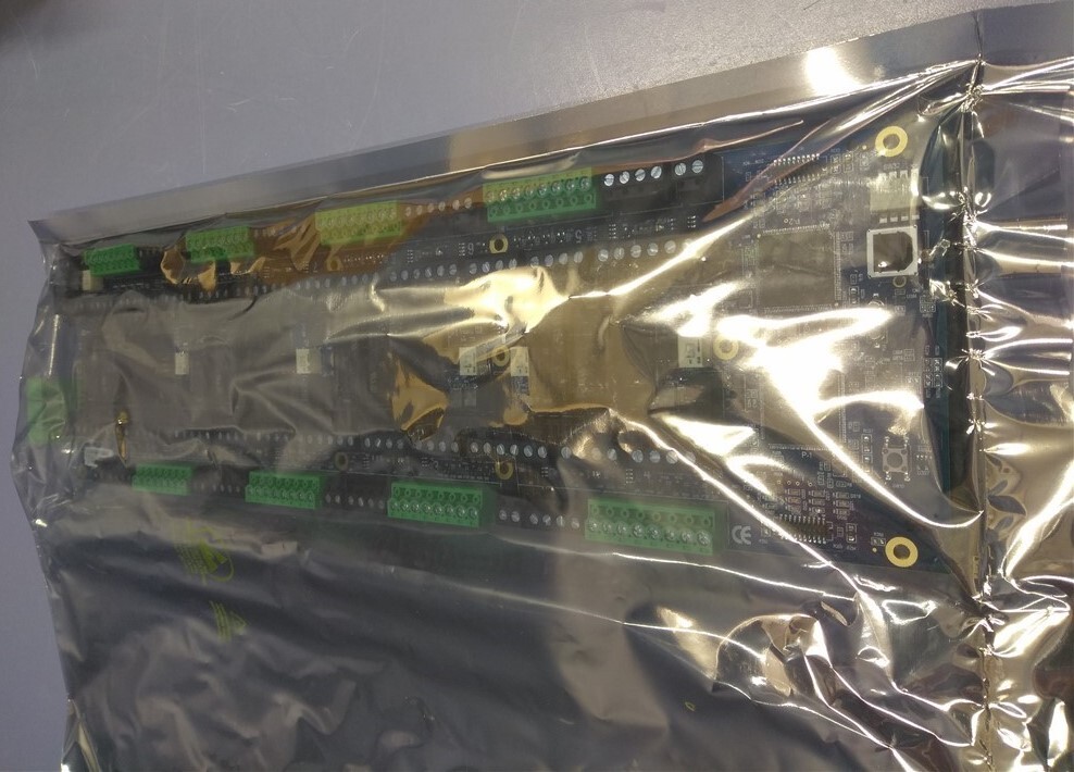 Software House USTAR-ACM iSTAR Ultra 8-Reader Access Control Module NEW