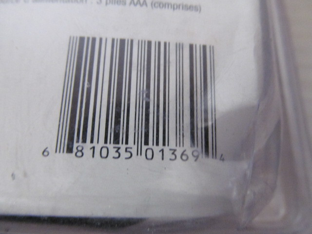 General Auto Ranging AC/DC True RMS 400A Clamp Meter DAMP68