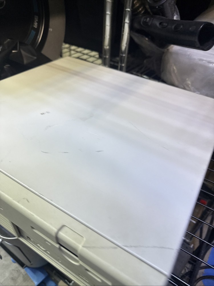 Vintage Compaq ProLinea 4/33S Desktop Computer - Powers-On - Needs Repair