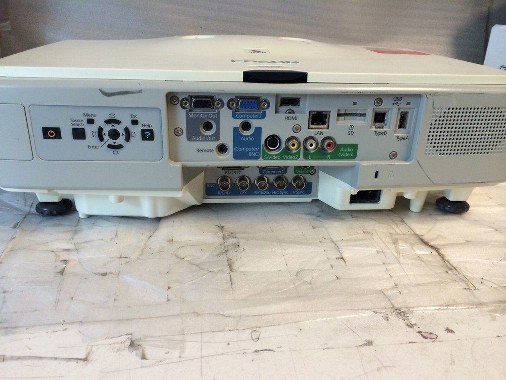 Epson PowerLite Pro G5150 LCD Projector | MISSING LENS