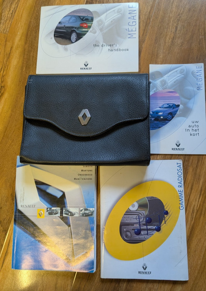 2001 Renault Megane Folder + Owners Manual
