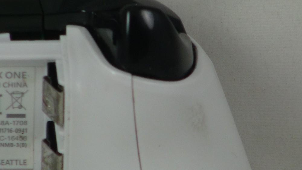 Used Model 1708 One S Controller Wireless controller - Needs structural repair