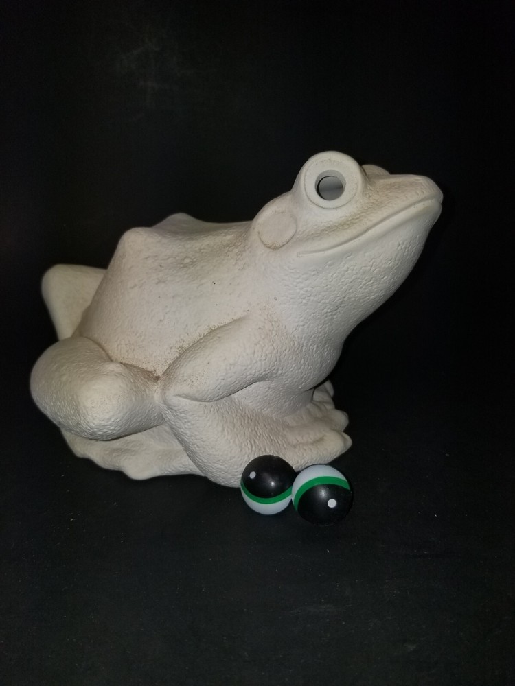 Ceramic bisqueware Frog, Unpainted