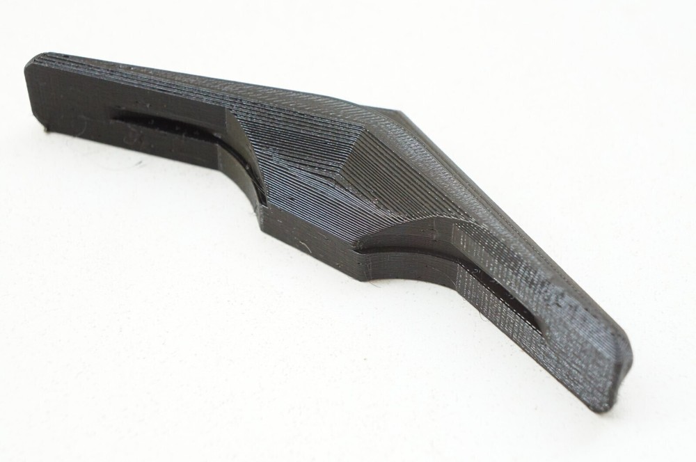 Adapter Block for Holding (2) Small Daisy Shatterblast 2" Disk Pigeon