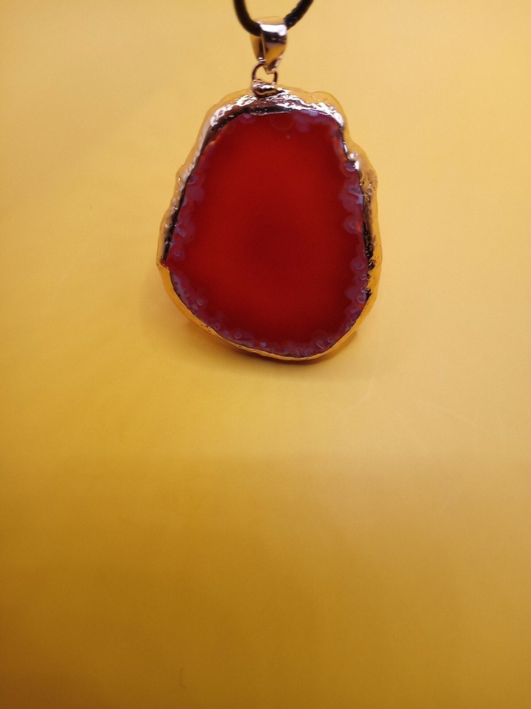 Red Agate Pendant Transfers Negative Engery Into Postive Engery