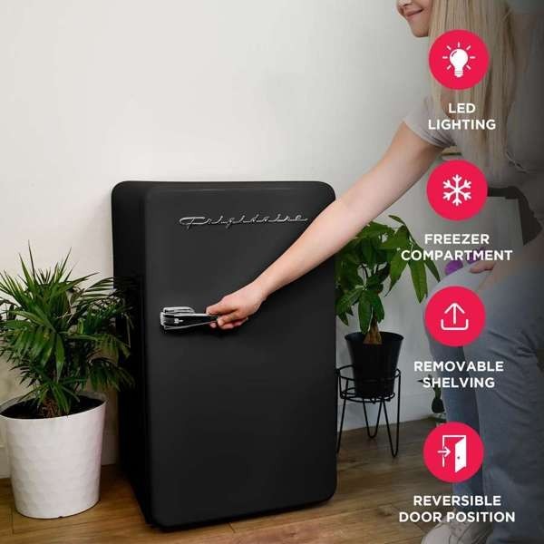 Frigidaire, 3.2 Cu. Ft. Retro Compact Refrigerator, Black