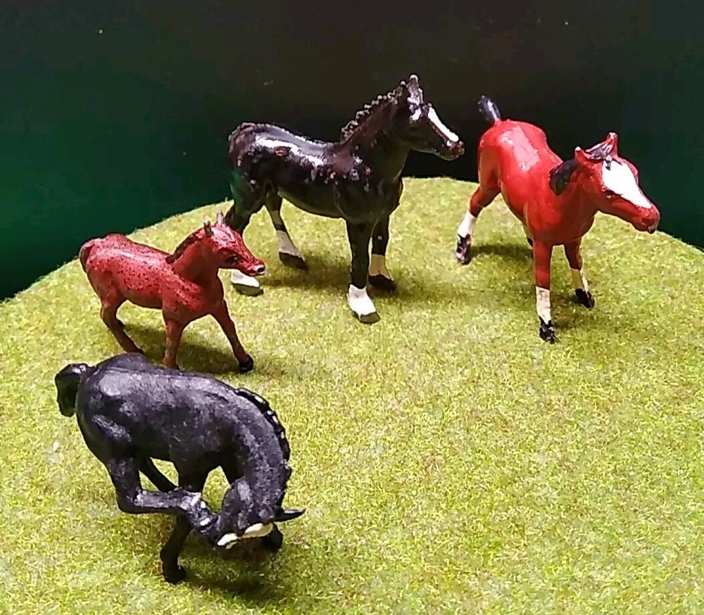 Britain's Lead Cast Ponies