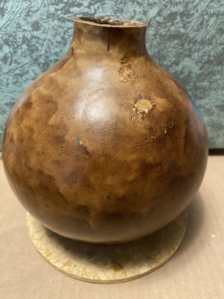 Hand Painted Gourd Gecko