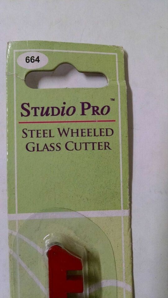 Wheeled Glass Cutter / Diamond Tech Studio Pro Dry