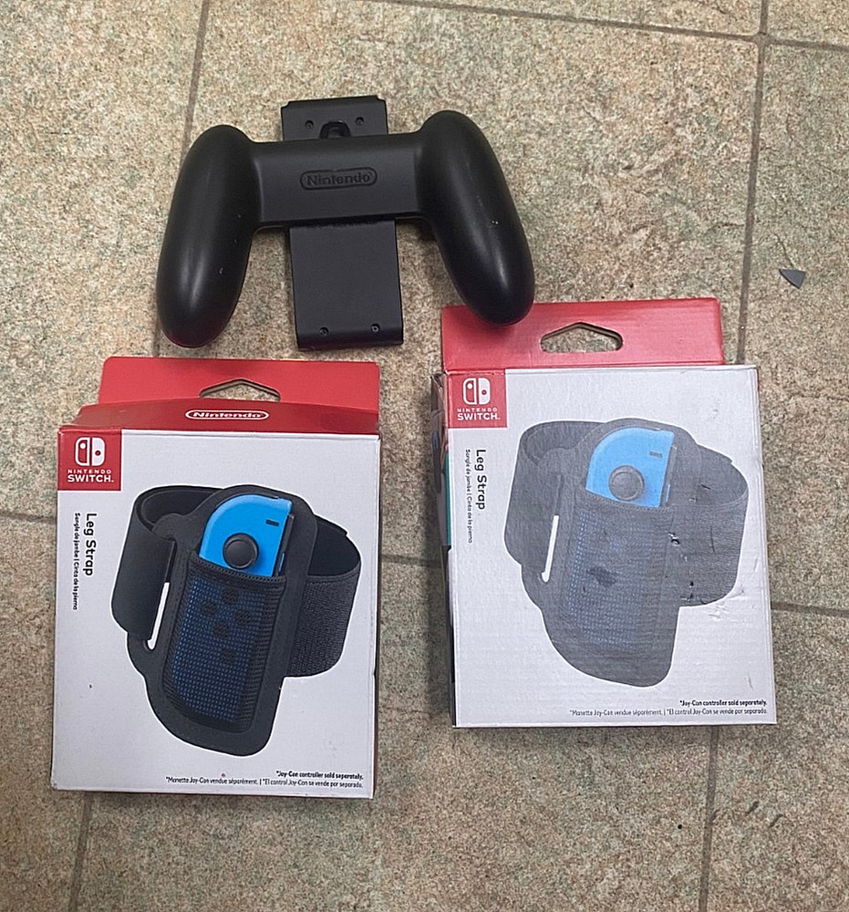 Nintendo Switch Accessory LOT  2 LEG STRAPS & a Joy-Con Controller HAC-011