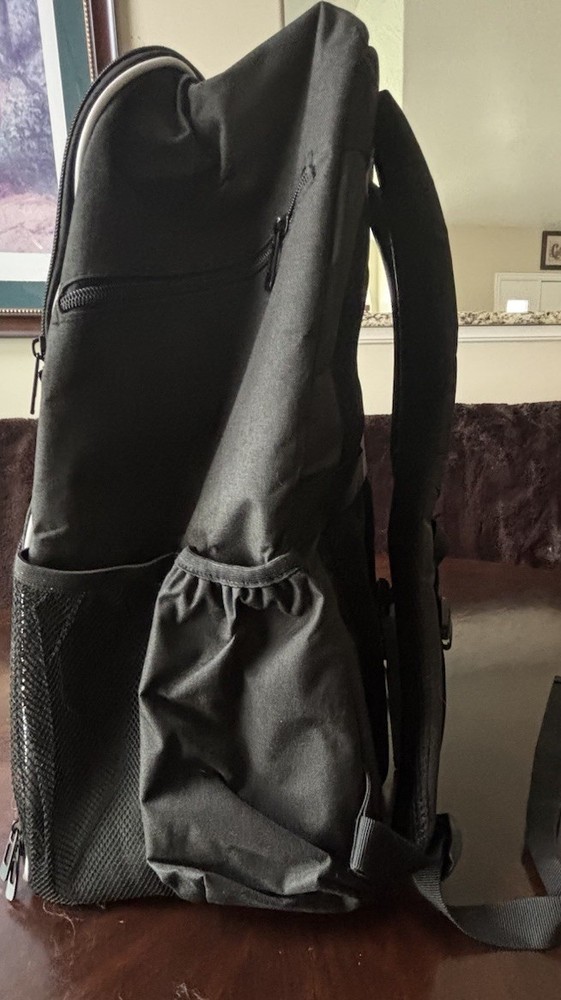 Jaffzora 2-Ball Bowling Backpack